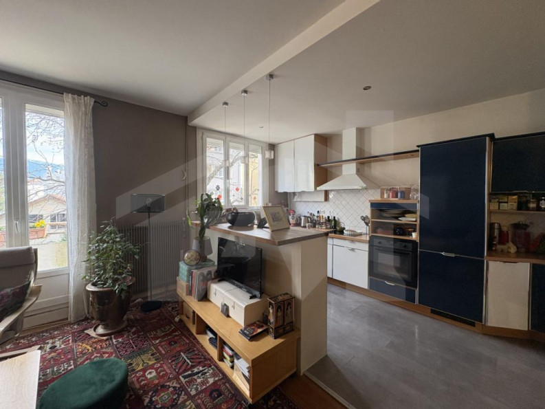vente Appartement Grenoble - Photo 2