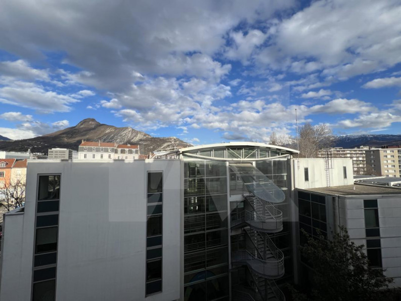 vente Appartement Grenoble - Photo 10