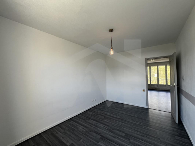 location Appartement Le Pont-de-claix - Photo 7