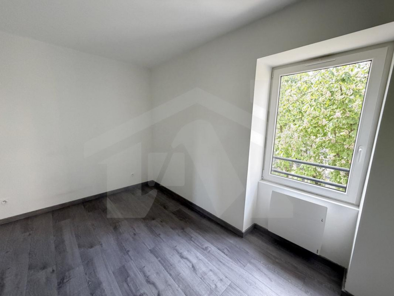 à louer Appartement Le Pont-de-claix - Photo 2