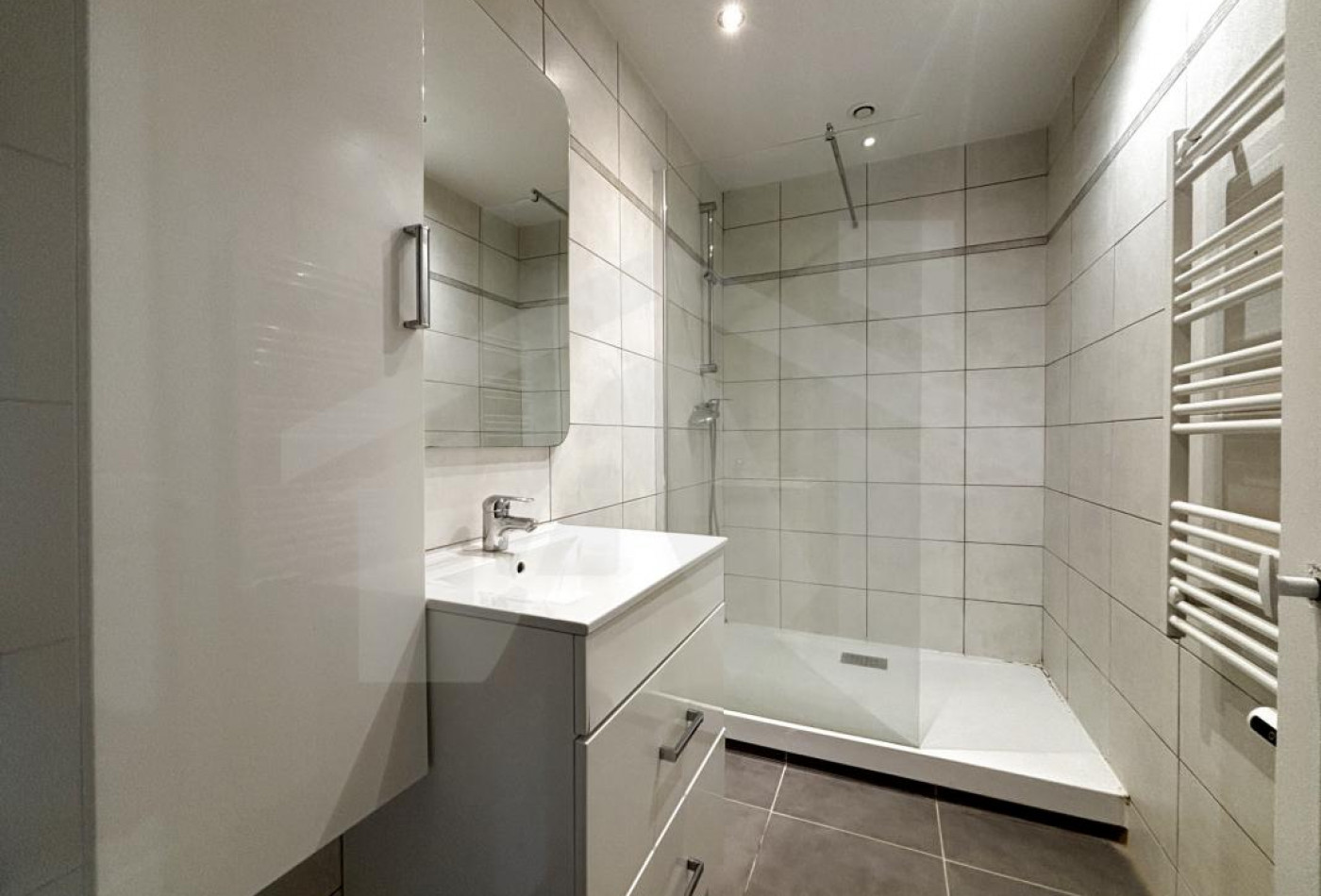 location Appartement Grenoble - Photo 4