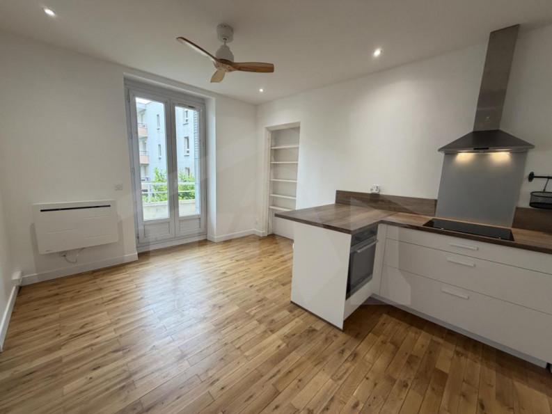 location Appartement Grenoble - Photo 3