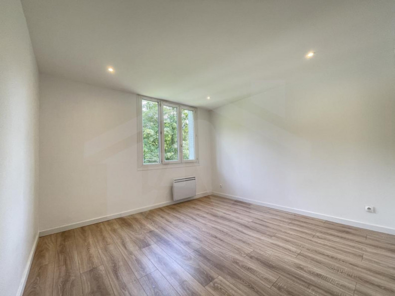 vente Appartement Saint-martin-d'uriage - Photo 2