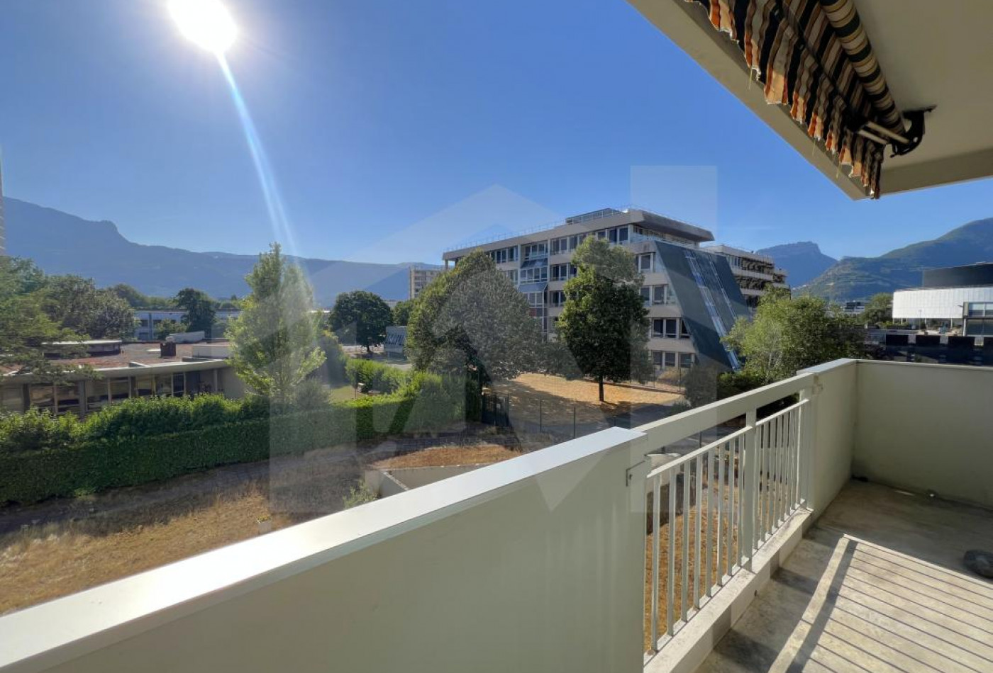vente Appartement Grenoble - Photo 2