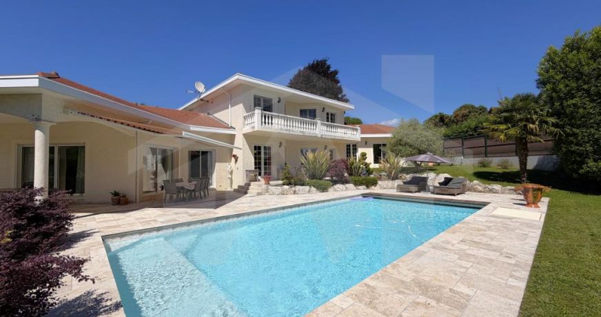 vente Maison Brié-et-angonnes