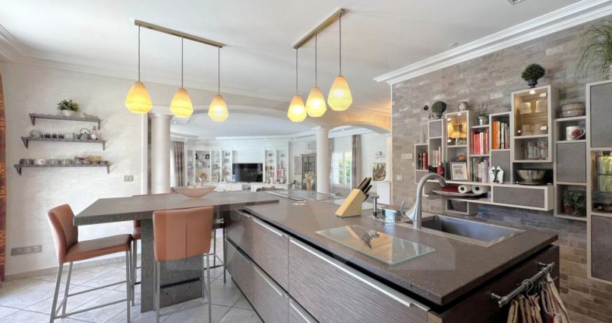vente Maison Brié-et-angonnes