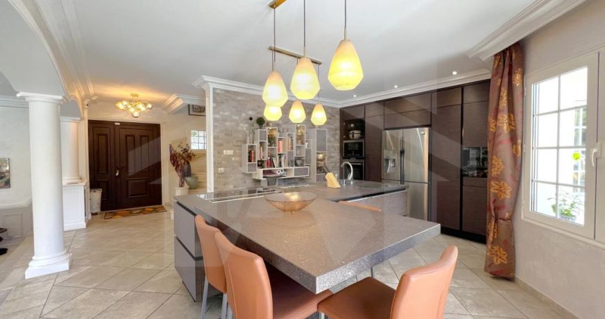 vente Maison Brié-et-angonnes