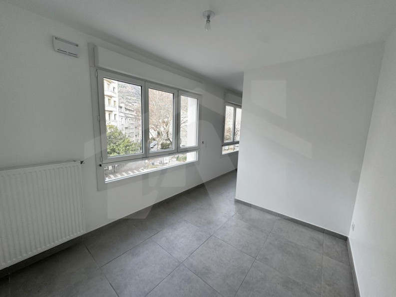 location Appartement Grenoble - Photo 8