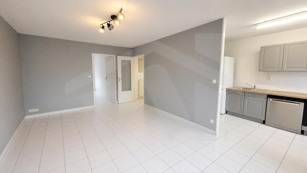 vente Appartement Grenoble - Photo 3