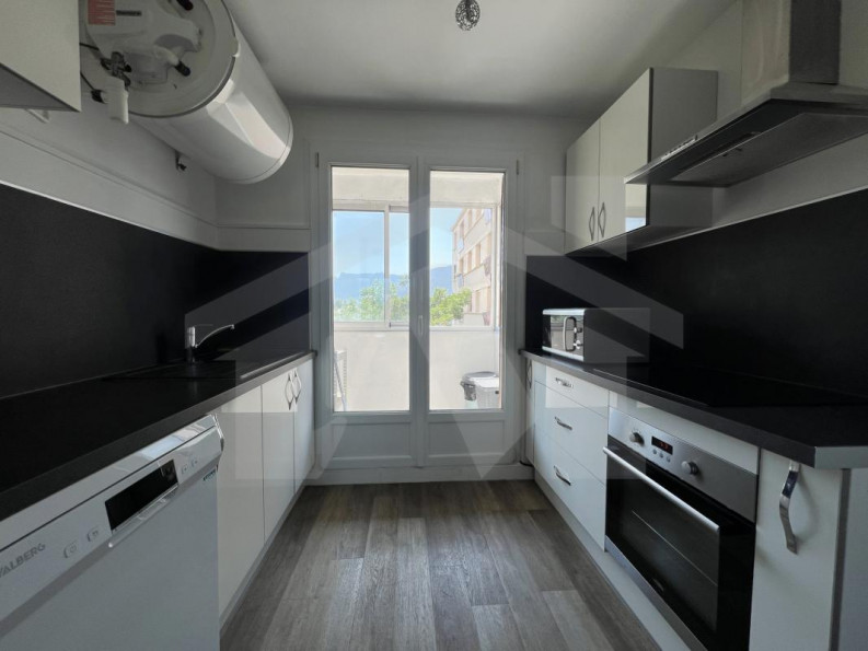 location Appartement Saint-martin-d'hères - Photo 2