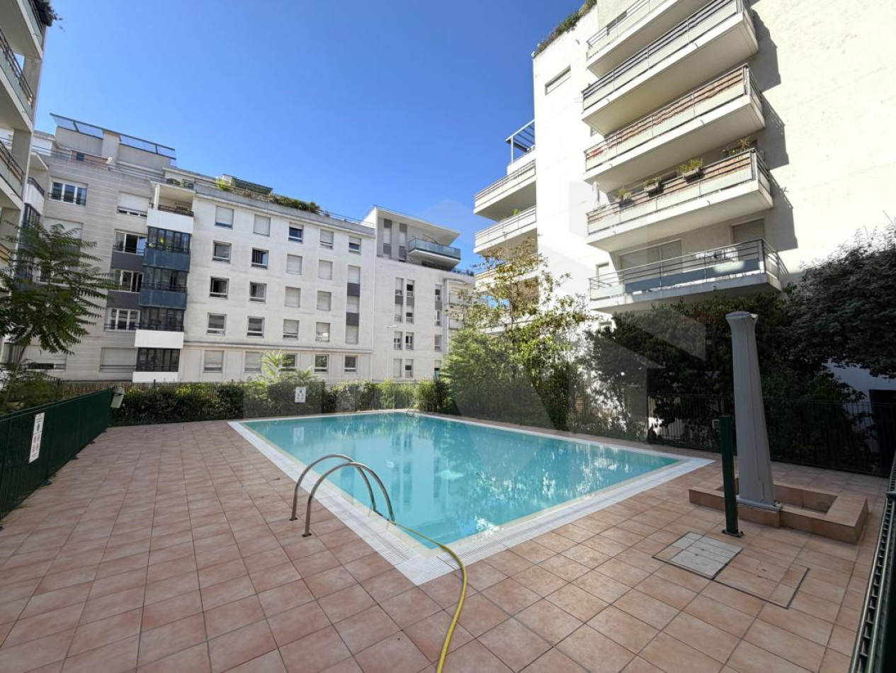 à vendre Appartement Lyon 7eme Arrondissement - Photo 2