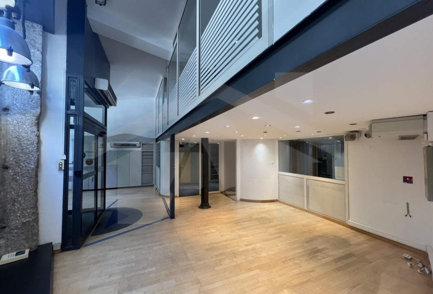 vente Local commercial Grenoble - Photo 1