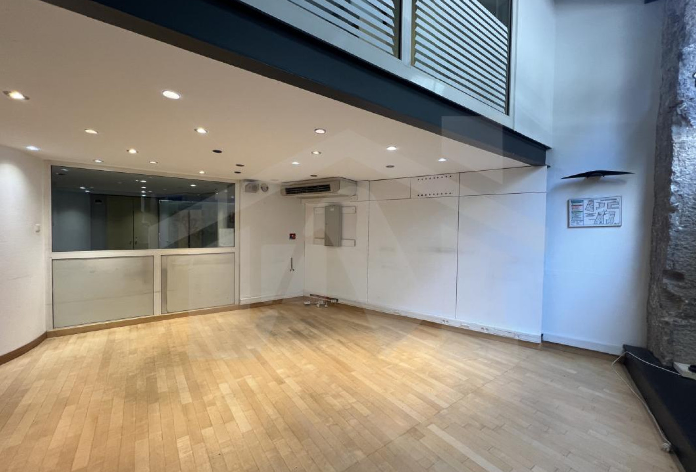vente Local commercial Grenoble - Photo 9