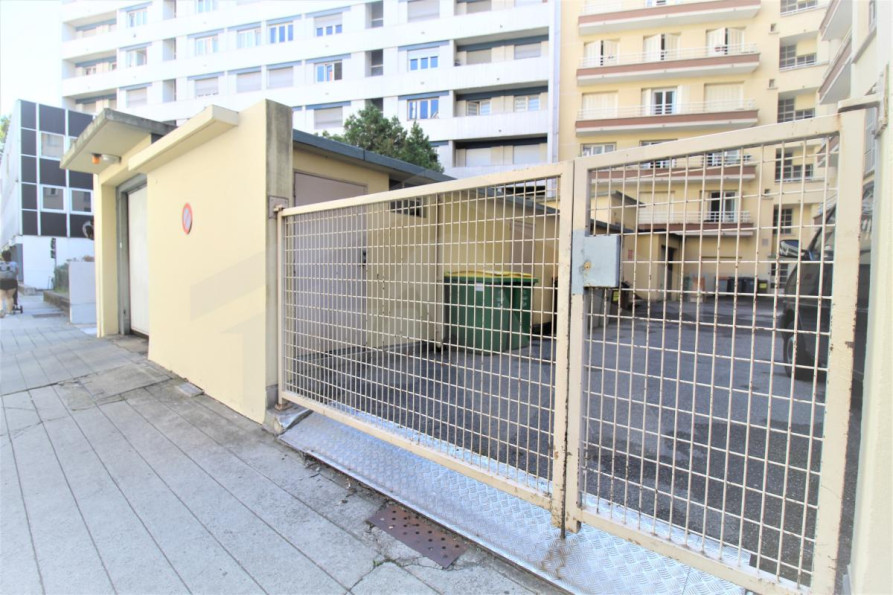 location Parking intérieur Grenoble - Photo 2