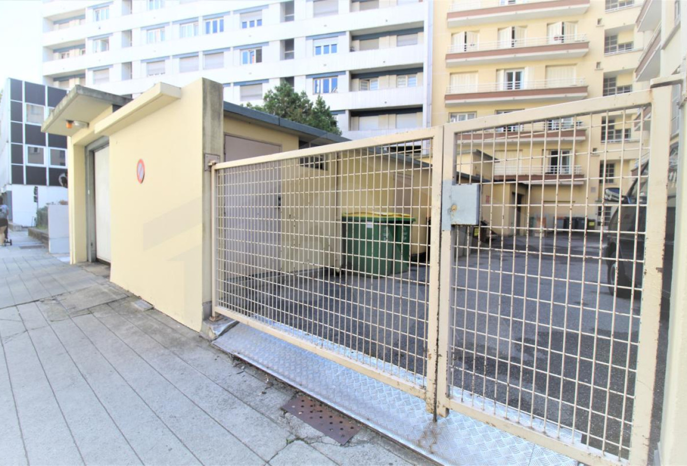 location Parking intérieur Grenoble - Photo 2