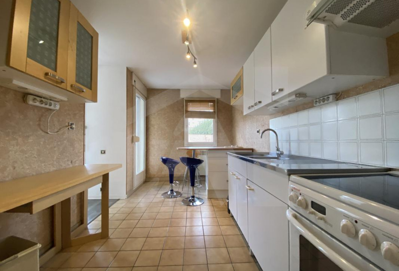 location Appartement Grenoble - Photo 2