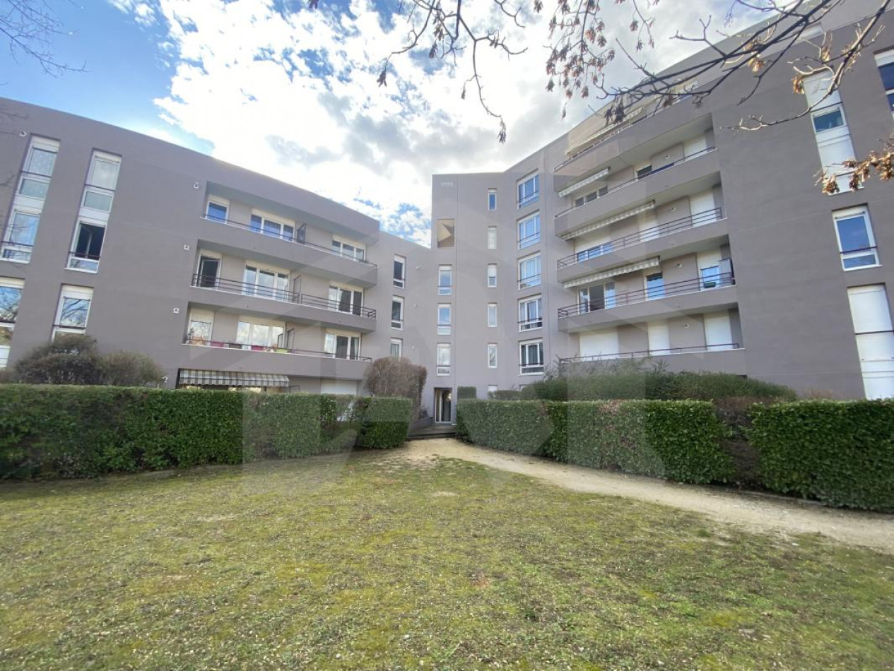 à louer Appartement Grenoble - Photo 2