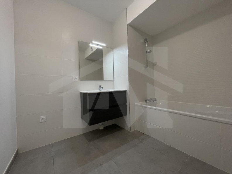 vente Appartement Grenoble - Photo 3