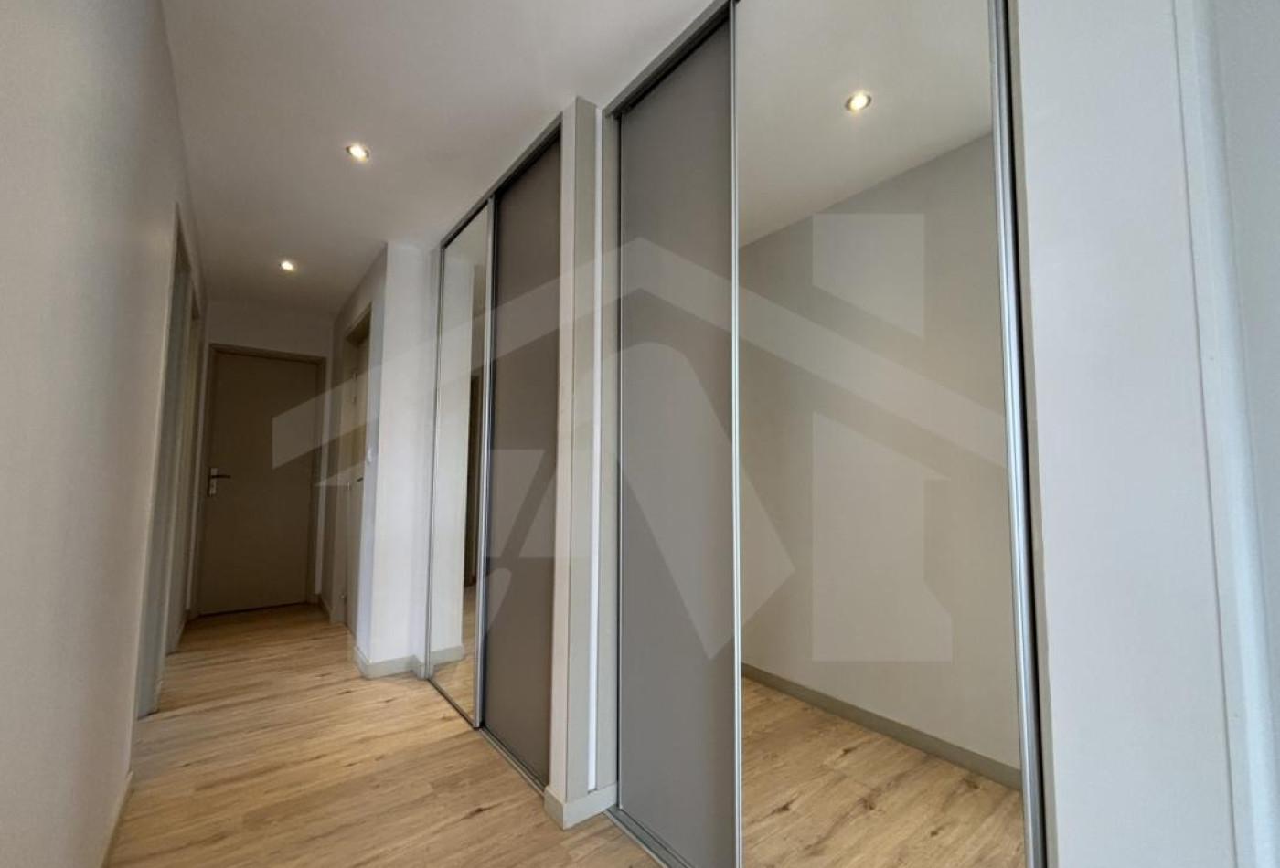 location Appartement Fontaine - Photo 9