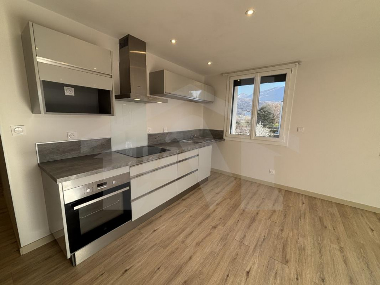 à louer Appartement Fontaine - Photo 1
