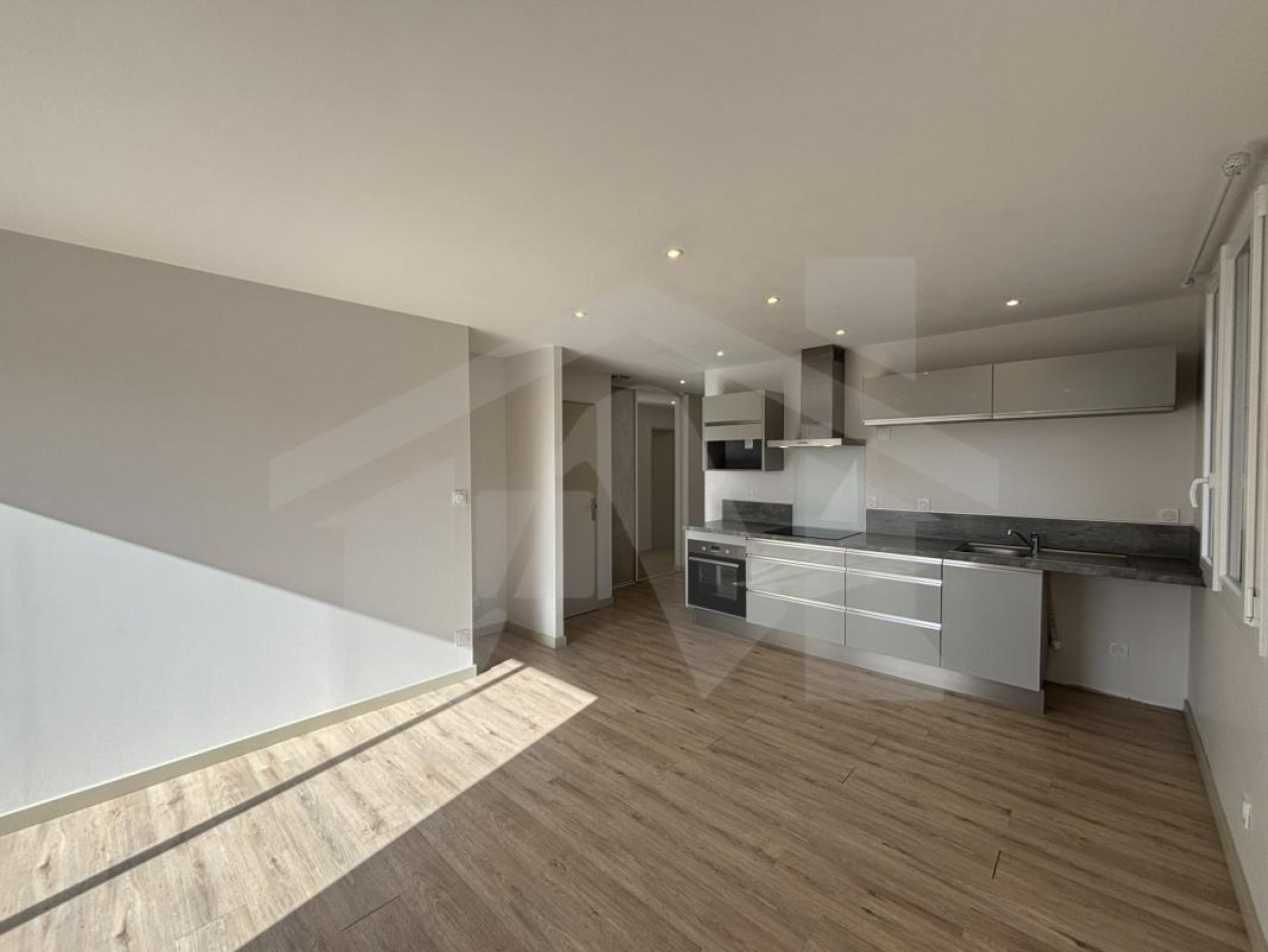 à louer Appartement Fontaine - Photo 2