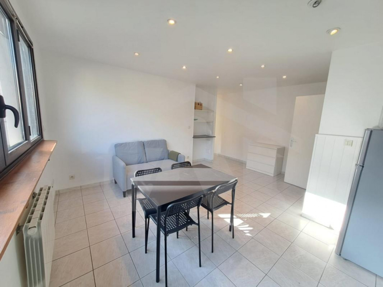 à louer Appartement Grenoble - Photo 3