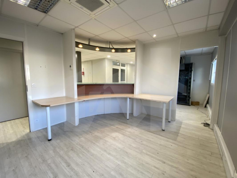 location Bureau Montbonnot-saint-martin - Photo 5