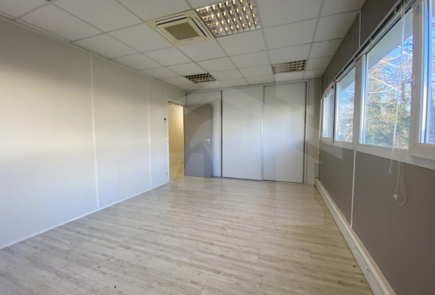 location Bureau Montbonnot-saint-martin - Photo 7