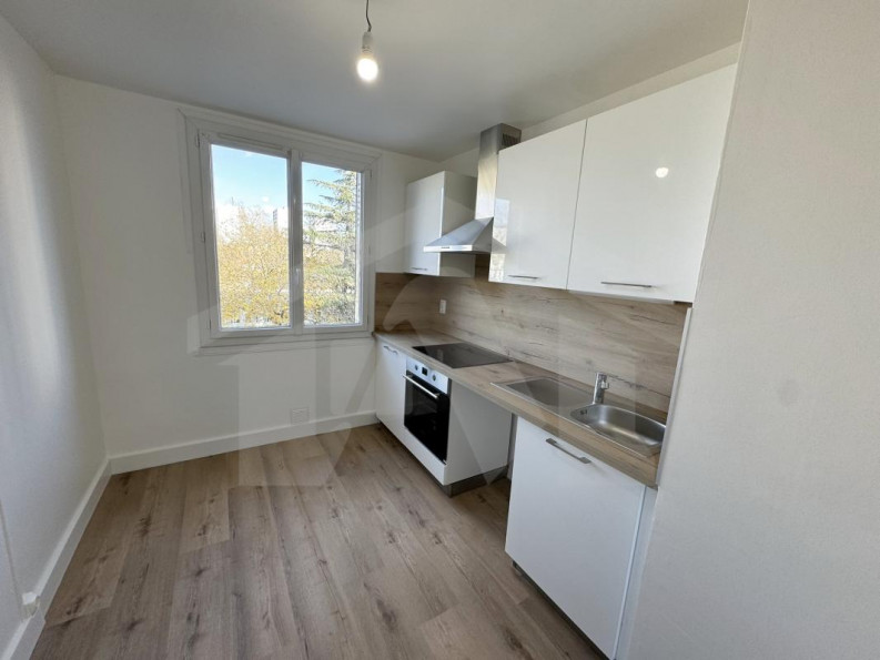 location Appartement Le Pont-de-claix - Photo 1