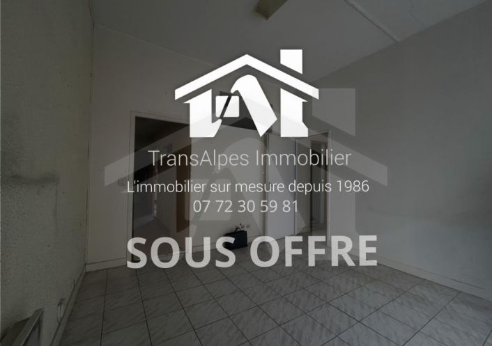 à vendre Local commercial Fontaine