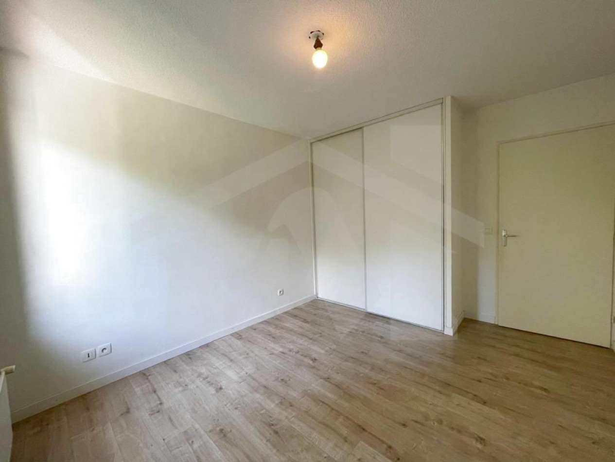 à louer Appartement Saint-nazaire-les-eymes - Photo 3
