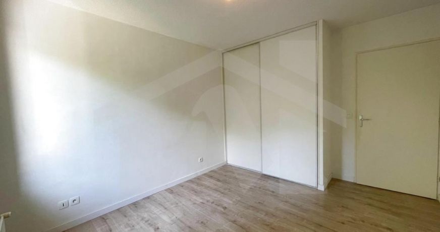 location Appartement Saint-nazaire-les-eymes