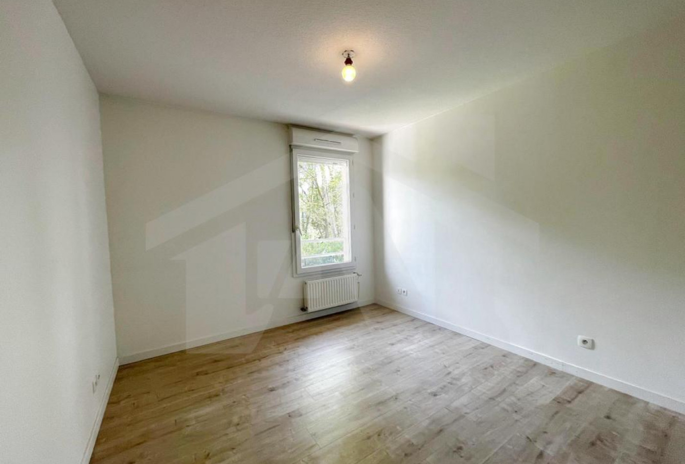 location Appartement Saint-nazaire-les-eymes - Photo 4