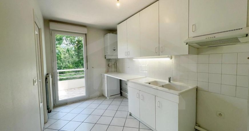 location Appartement Saint-nazaire-les-eymes