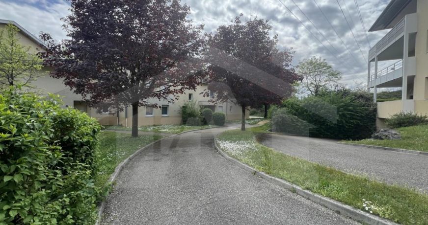 location Appartement Saint-nazaire-les-eymes