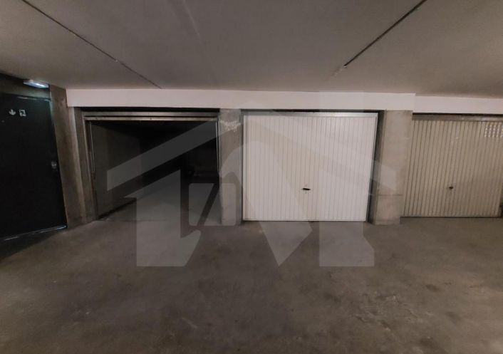 à vendre Parking intérieur Grenoble