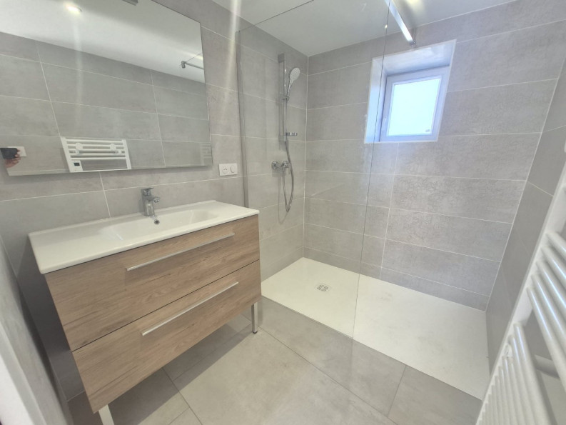 location Maison Saint Baudille De La Tour - Photo 7