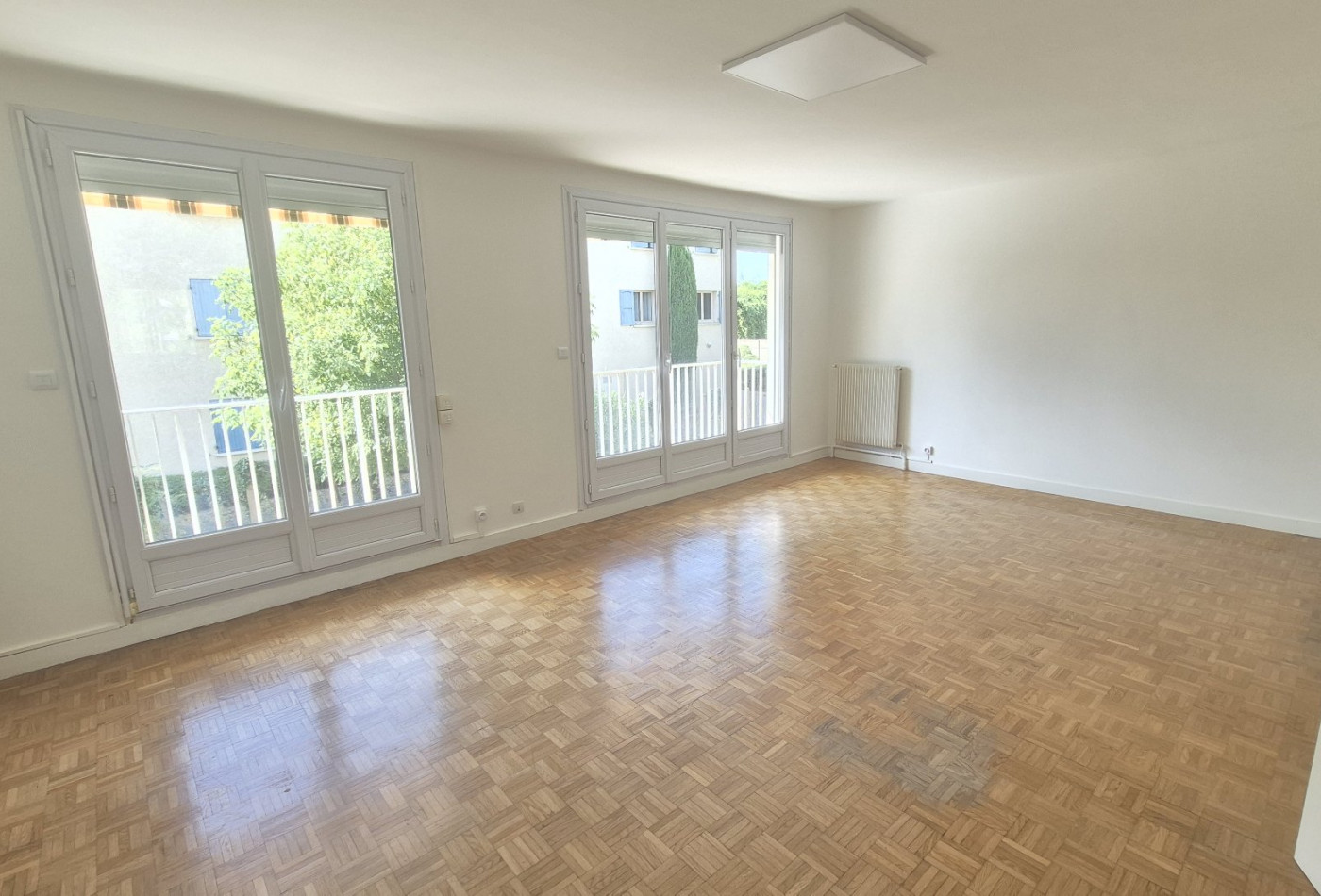 location Appartement Jassans Riottier - Photo 1