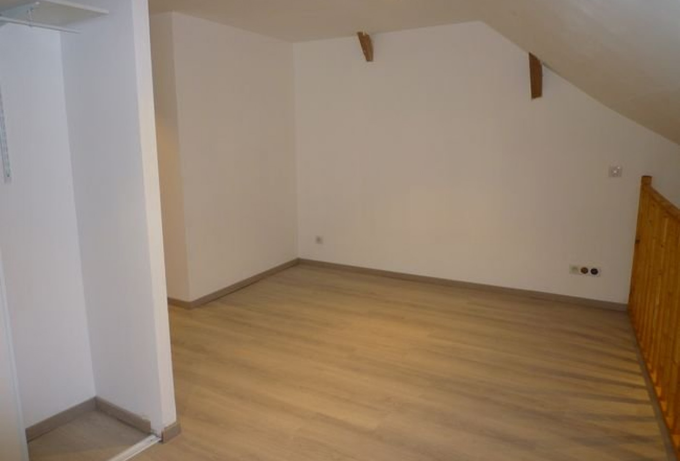 location Appartement Cremieu - Photo 5