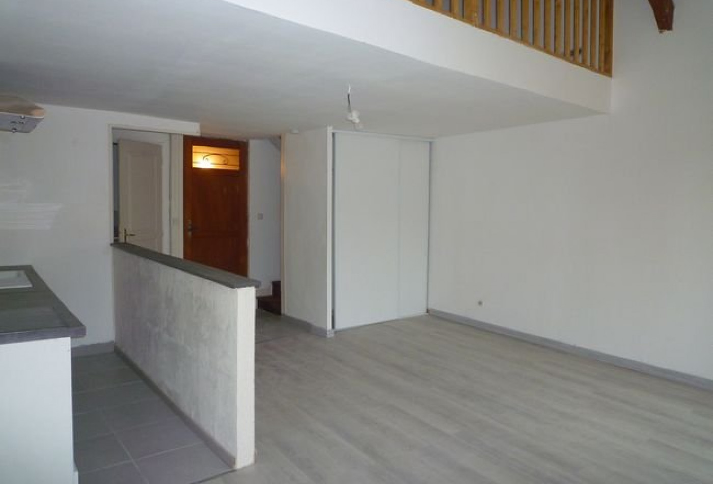 location Appartement Cremieu - Photo 3