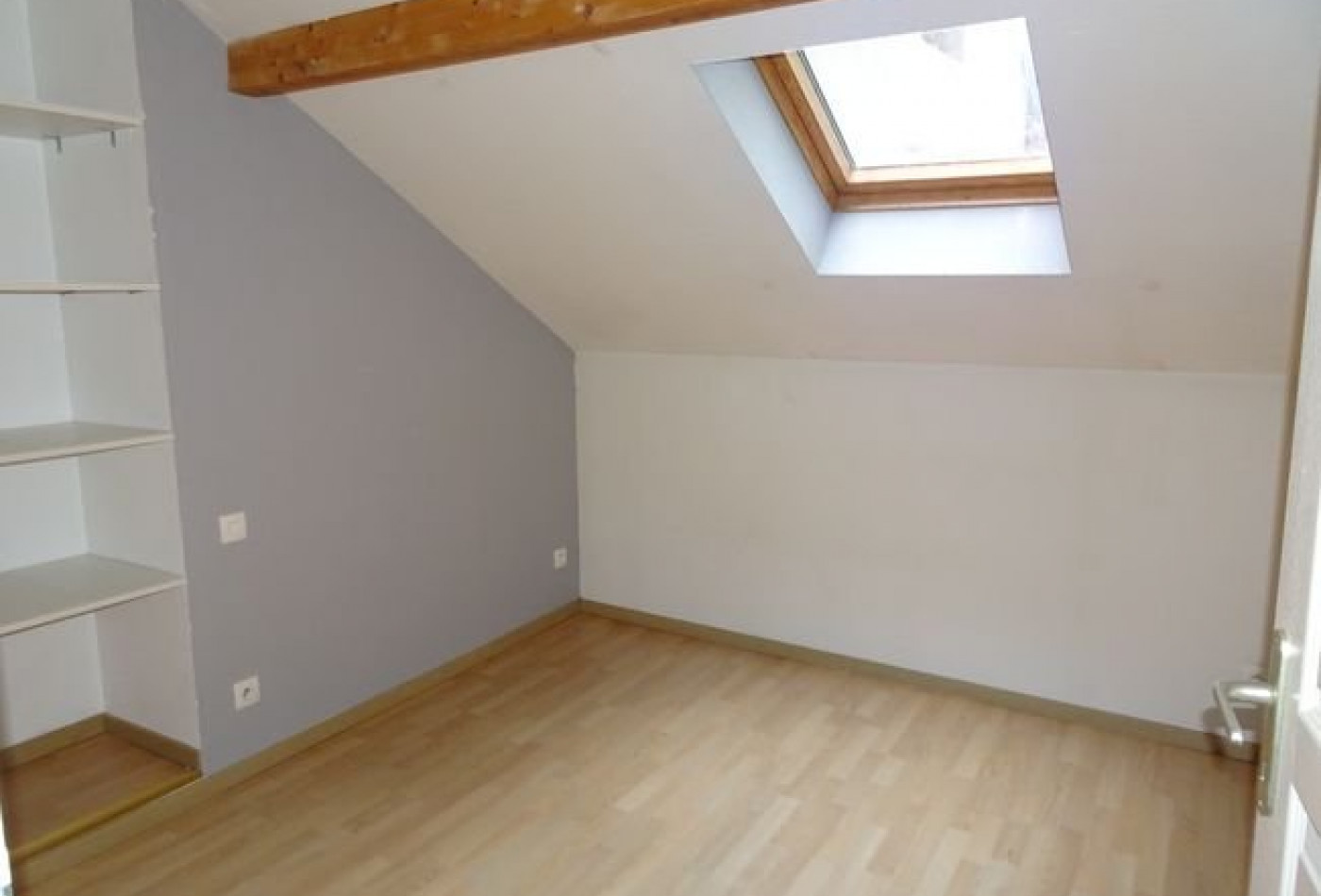 location Appartement Cremieu - Photo 9