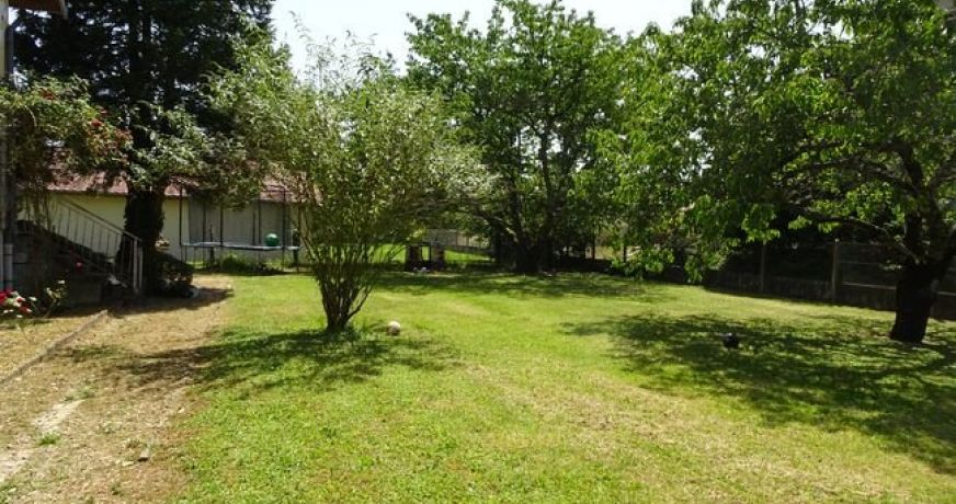 location Maison Loyettes