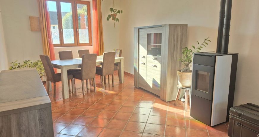 location Maison Vezeronce Curtin