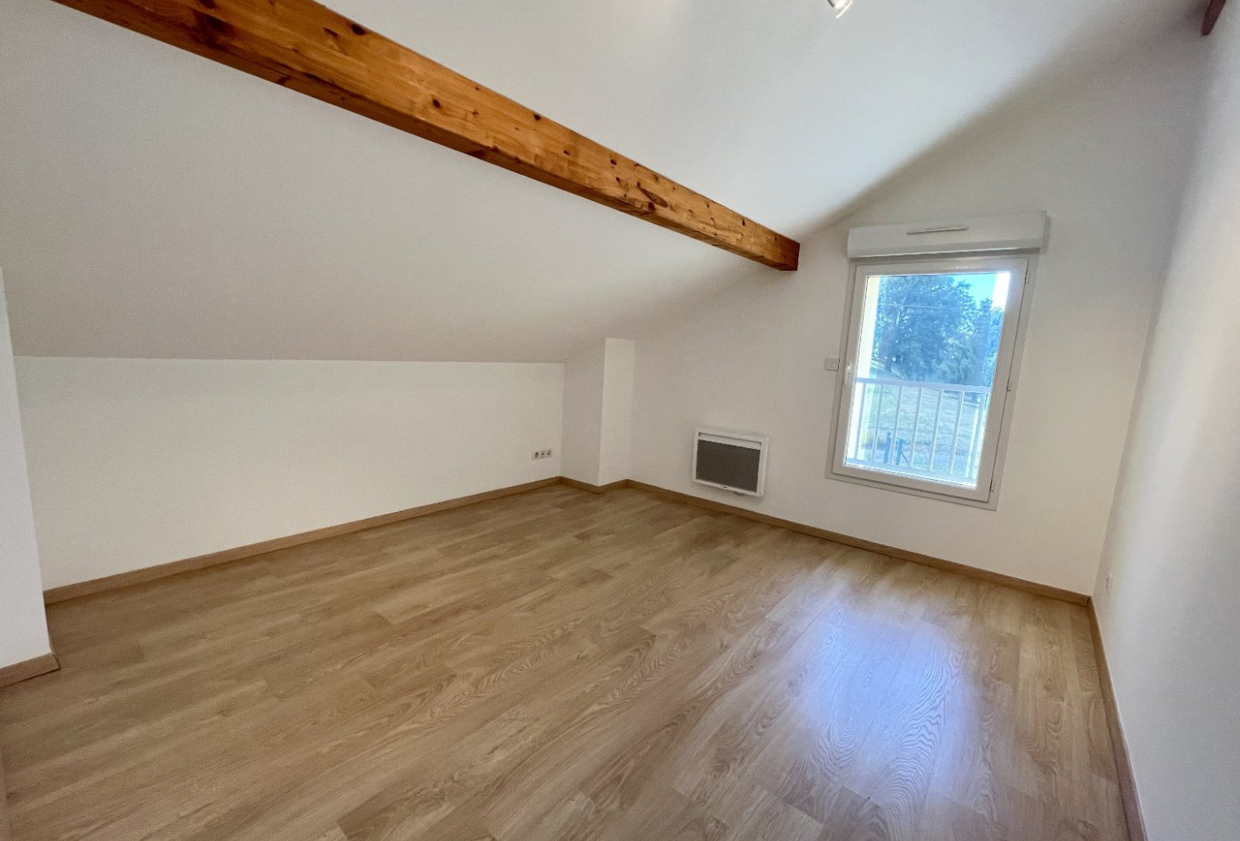 location Maison Annoisin Chatelans - Photo 6