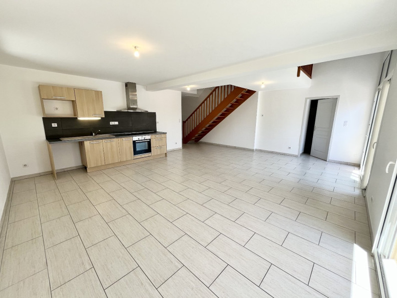 location Maison Annoisin Chatelans - Photo 3