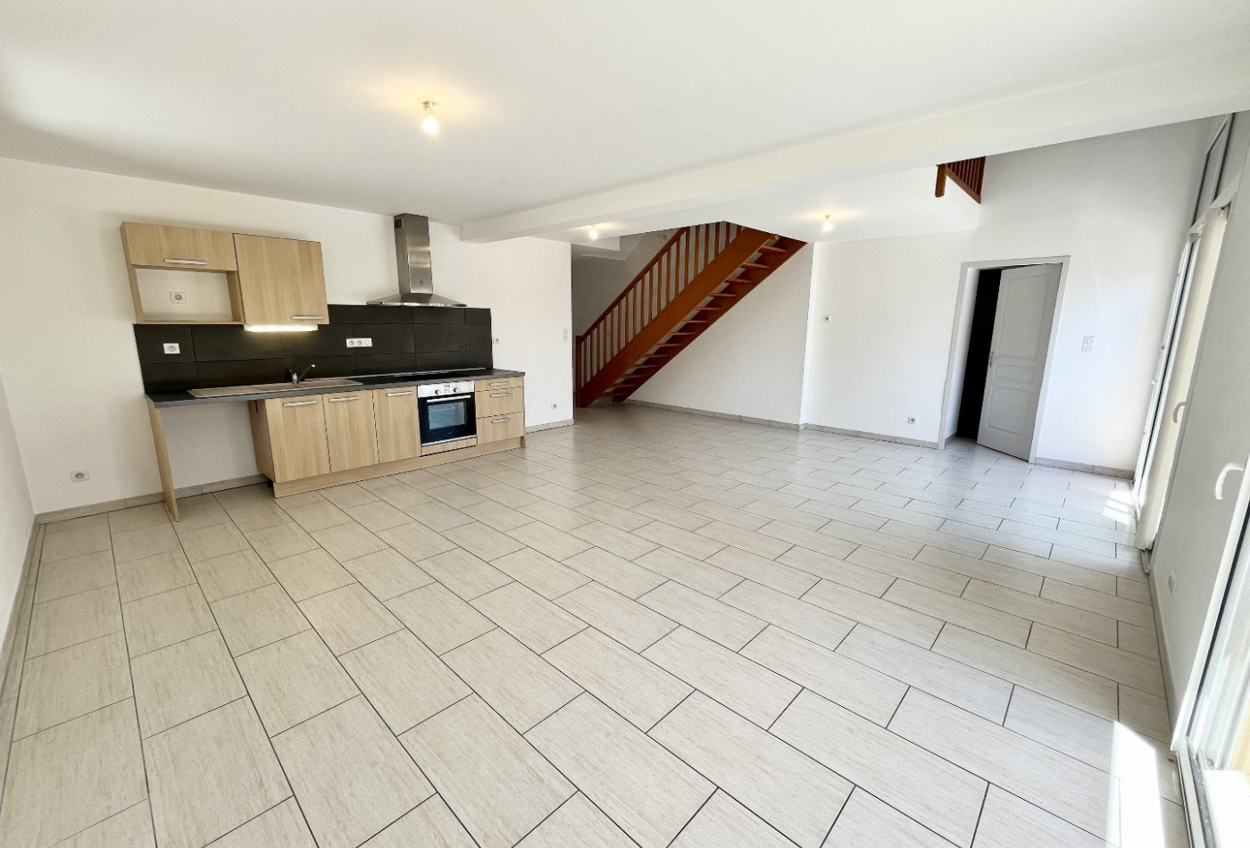 location Maison Annoisin Chatelans - Photo 3