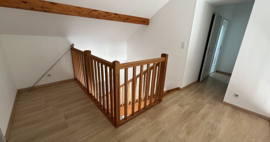 location Maison Annoisin Chatelans
