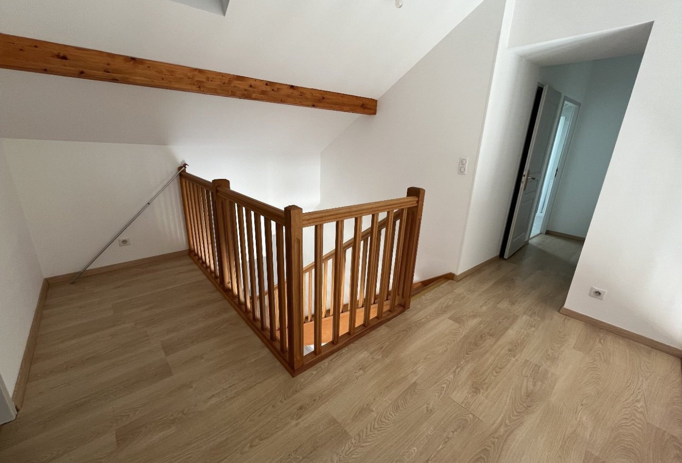 location Maison Annoisin Chatelans - Photo 8