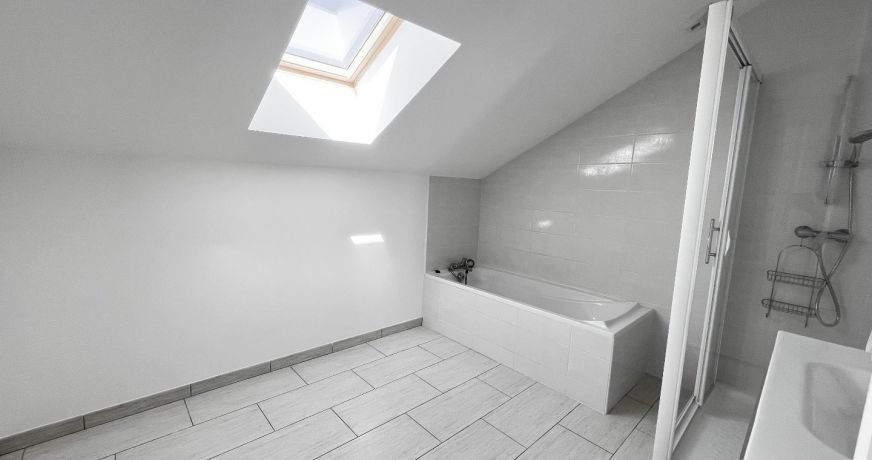 location Maison Annoisin Chatelans