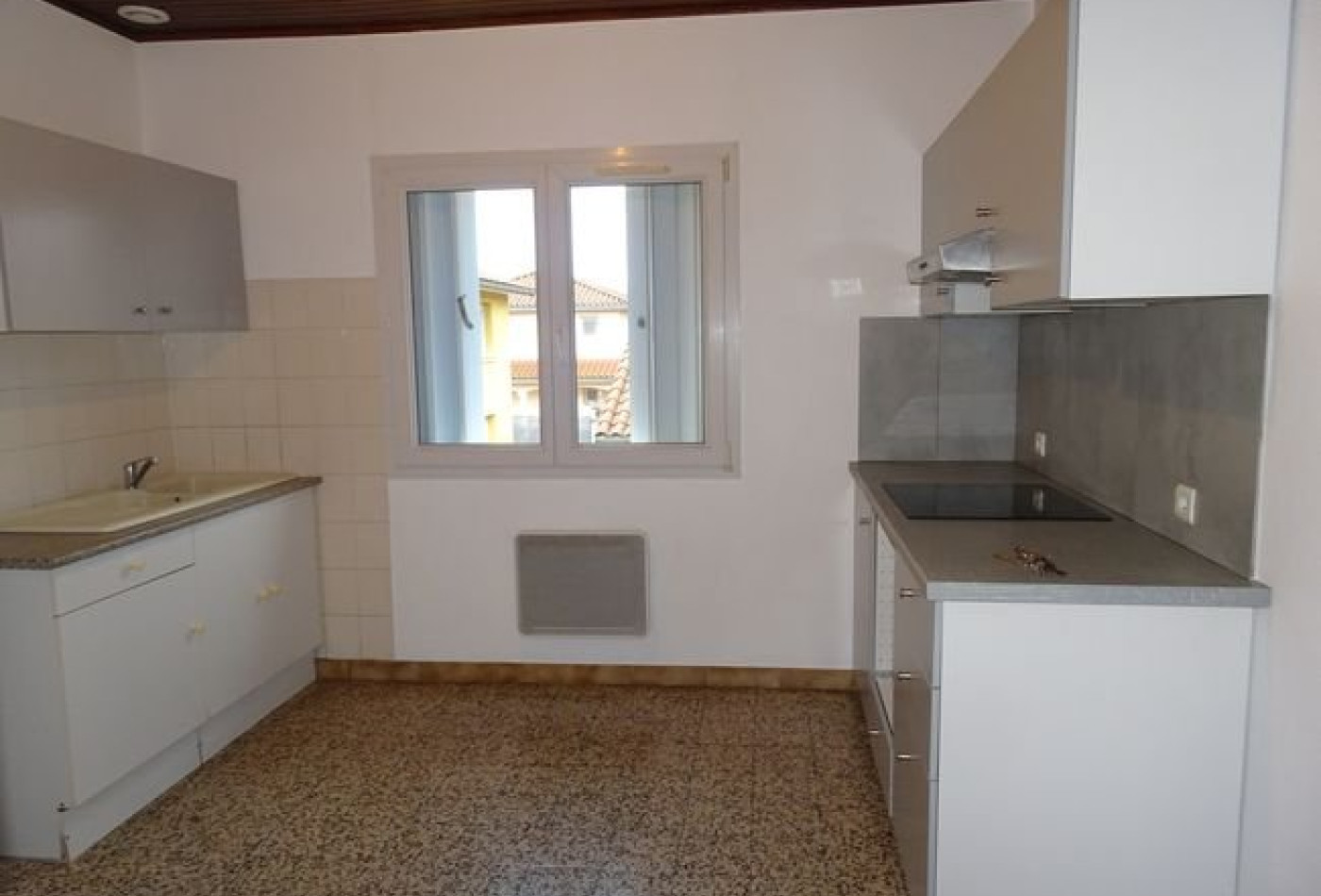 location Appartement Pont De Cheruy - Photo 2